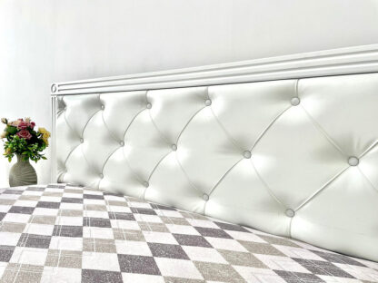 Dormitor Fantasia, alb/nuc,160×200 cm, Dulap 180 cm, Pat 160 x 200 cm, 2 noptiere, comoda - imagine 9