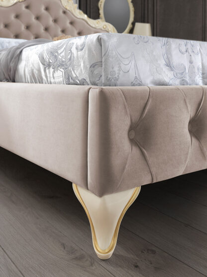 Dormitor Adele, crem, Dulap cu 6 usi , Pat 160x200 cm, 2 Noptiere, Comoda - imagine 4