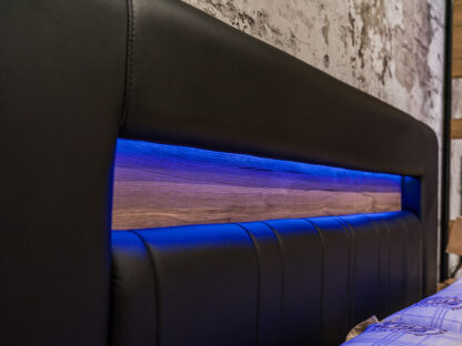 Dormitor Mozart, sonoma/negru, pat 180x200 cm, dulap cu 2 usi culisante, comoda, 2 noptiere - imagine 3