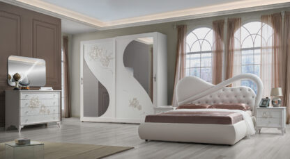 Dormitor Peonia, alb/bej, pat 160x200 cm, dulap cu 2 usi culisante, 2 noptiere, comoda