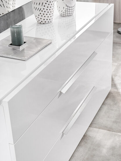 Dormitor Bianca, alb/gri, pat 160x200 cm, saltea, 2 noptiere, comoda - imagine 6